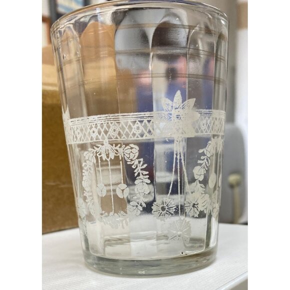 Vintage Clear Glass Tumbler White Wreath Design - Picture 1 of 4